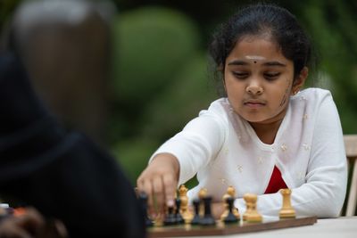 Who Is 10-Year-Old Chess Prodigy Bodhana Sivanandan? Family 'Stunned' by Daughter's Meteoric Rise and Titles