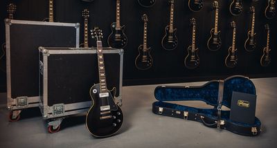 “The most talked-about guitar of the summer is coming to the Gibson Garage London”: P-90s, Light Aging from the Murphy Lab, handwritten Oasis lyrics, signed… The Gibson Custom Noel Gallagher Les Paul Standard has been unveiled