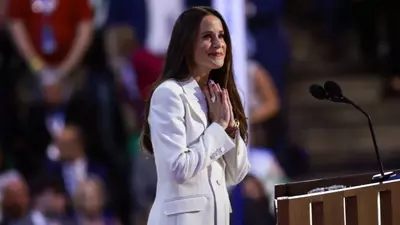 Joe Biden’s daughter publicly calls out husband’s alleged affair with photo of ‘my husband and his girlfriend holding hands’