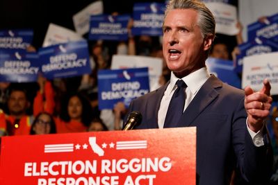As Newsom bashed Trump in LA auditorium Border Patrol swarmed outside and made arrest: ‘You poked the bear’
