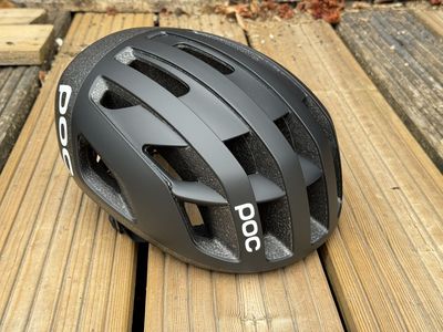 POC Cytal Lite review: Super lightweight and airy, but takes away some of what made the standard Cytal so great