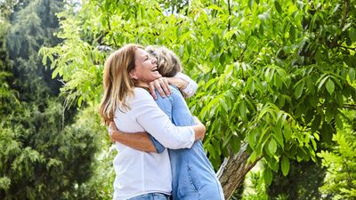 5 benefits of cuddling you might not know about – from pain relief to feelings of security