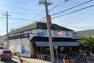 New Jersey mom was mortified when toddler broke cafe’s $1,600 table. She claims she ‘wasn’t allowed to leave’ until she handed over credit card