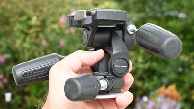 Manfrotto 804 3-way head review: tripping the plastic fantastic