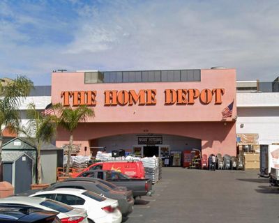 Man fleeing Ice raid outside LA Home Depot hit and killed on freeway