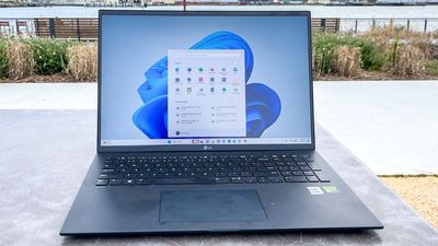 I review Windows laptops for a living — and these are the best keyboard shortcuts I found on Reddit