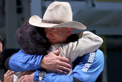 Mother of Amazon founder Jeff Bezos dies aged 78
