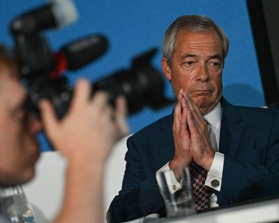 Farage urges Starmer to appoint Reform peers to House of Lords