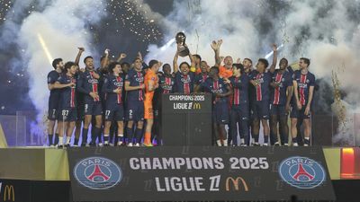 Ligue 1 returns in shadow of PSG brandishing more silverware