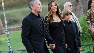 Christian Bale’s mother and sister accused him of assault, got him arrested and almost cursed premiere of ‘The Dark Knight’