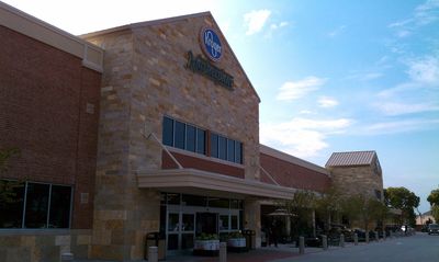 Kroger’s Scan-at-Entrance Flyers: A Lifeline for Less Tech-Savvy Shoppers