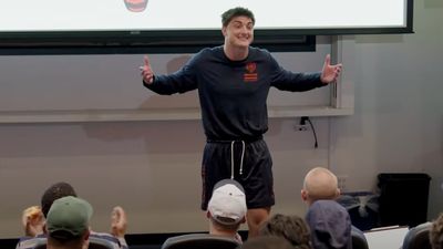 Colston Loveland's Rookie Skit Had His Bears Teammates Hyped