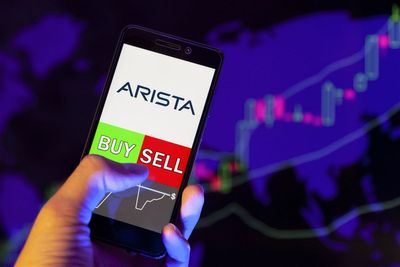 Arista Networks: Cashing In as the Tollbooth for AI Traffic