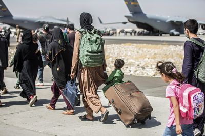 Afghans in US mark Taliban Kabul takeover amid Trump immigration crackdown