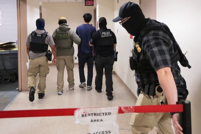 Feds say migrants at ICE facility in Manhattan can’t have toothbrushes because they can be ‘improvised as weapons’