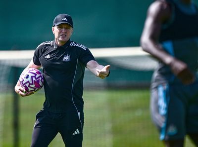 Eddie Howe reveals he expects Alexander Isak to STAY at Newcastle United - but there's a catch