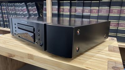 Snap up the Award-winning Marantz CD player for £350