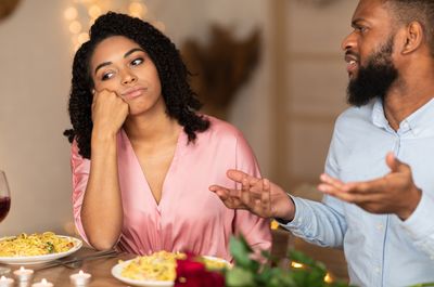 7 Subtle Behaviors That Prove You’re Not Really Paying Attention
