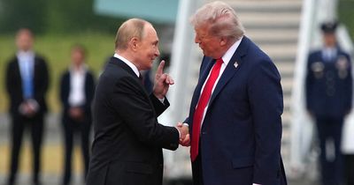 Trump and Putin’s Awkward ‘Yanking’ Handshake Goes Viral Amid Historic Meeting As Body Language Expert Reveals Significance