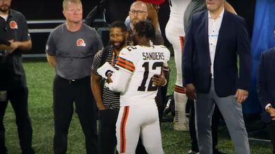 Mics Caught Browns GM's Heartfelt Message to Shedeur Sanders After First Start
