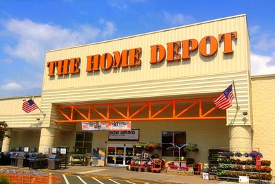 Man Struck and Killed by Vehicle While Running From ICE Raid at Los Angeles Home Depot: 'La Migra, Corre'
