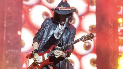 Watch Aerosmith's Joe Perry play Black Crowes and Stone Temple Pilots songs with supergroup featuring Chris Robinson on vocals