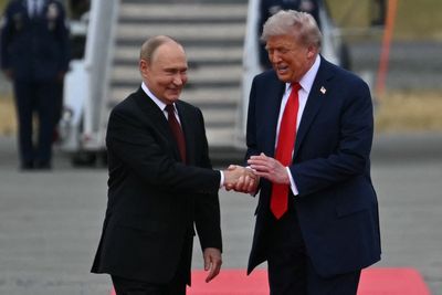 Trump hand-delivered Putin a letter from First Lady Melania on ‘plight of children in Ukraine and Russia’: White House