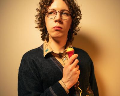 Sam Nicoresti: Baby Doomer review – an ebullient hour with a sky-high joke count
