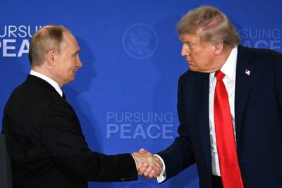 In High-stakes Summit, Trump, Not Putin, Budges