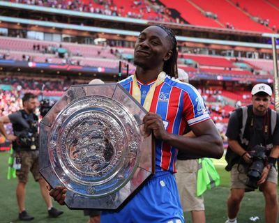 Transfer roundup: Tottenham closing in on deal for Palace’s Eberechi Eze