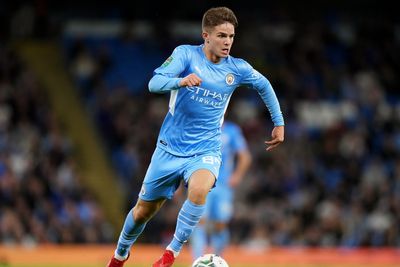 Nottingham Forest complete signing of James McAtee from Man City