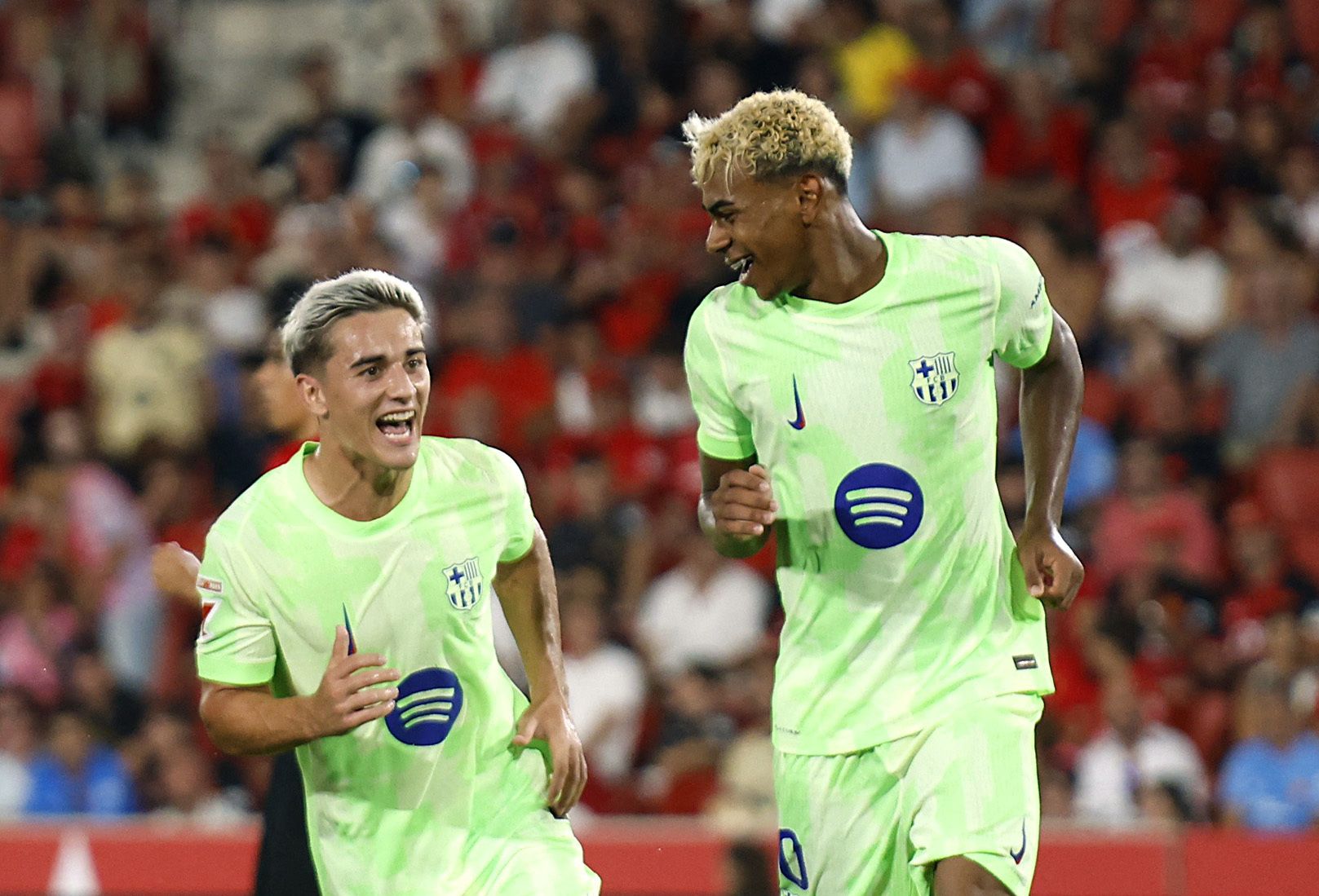 Barcelona begin La Liga title defence with win at…