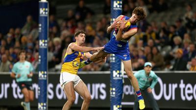 Plenty of son shine as Bulldogs blast lowly Eagles