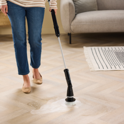 CleanTok is obsessed with this electric scrubbing brush that leaves your home spotless in seconds – now Aldi has released a £17 version