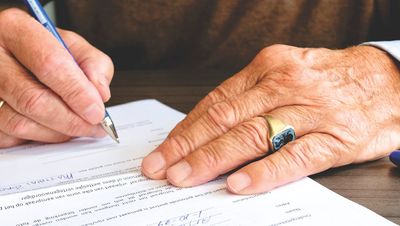 What Happens When Two Adult Children Want Control Over One Parent’s Estate?