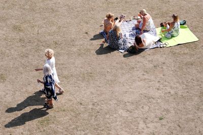 Dry weather to continue across most of UK as heatwave comes to an end