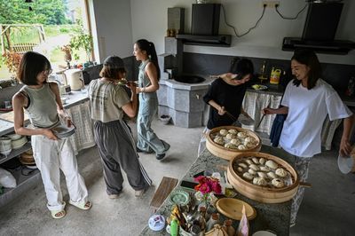 Rooms Of Their Own: Women-only Communities Thrive In China