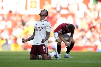 Monday’s briefing: Arsenal edge first win after Chelsea strikeforce fires blanks
