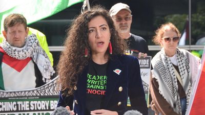 Police seek court order to quash Palestine bridge march