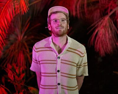 Dan Rath: Tropical Depression review – misfit’s magical one-liners flip the world upside down