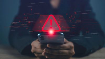 FBI issues warning to all smartphone users — this dangerous new scam could be at your door