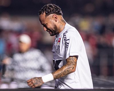 Neymar left tearful after 6-0 loss that leads to sacking of Santos coach