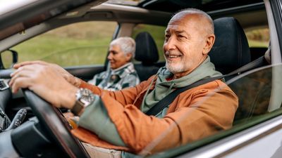 How Much the Average Upper-Class Retiree Spends Monthly at Age 70
