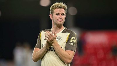 Report: Liverpool, Man Utd Battling for Surprise Premier League Defender