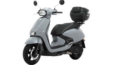 This New Scooter Blends Retro Styling With Modern Practicality