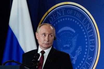 Man ‘speechless’ after personal gift from Putin