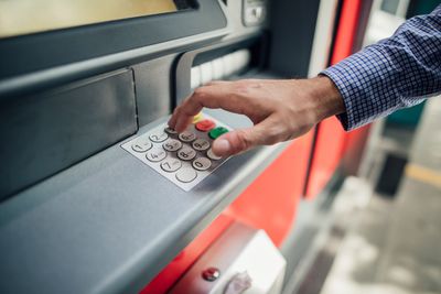9 Financial Moves That Look Suspicious to Banks Now