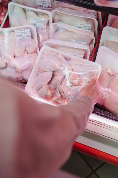 What’s Causing the Rise in Unlabeled Meat Packaging?
