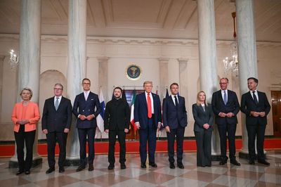 Starmer says White House meeting could be 'historic' as Zelensky says he's ready to meet Putin