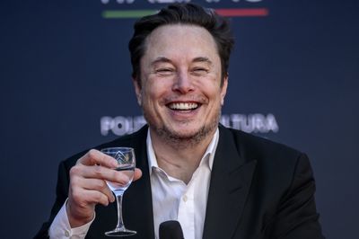 Kumail Nanjiani says Elon Musk did not like HBO's 'Silicon Valley': 'He was like, all the parties I go to are much cooler than these parties'